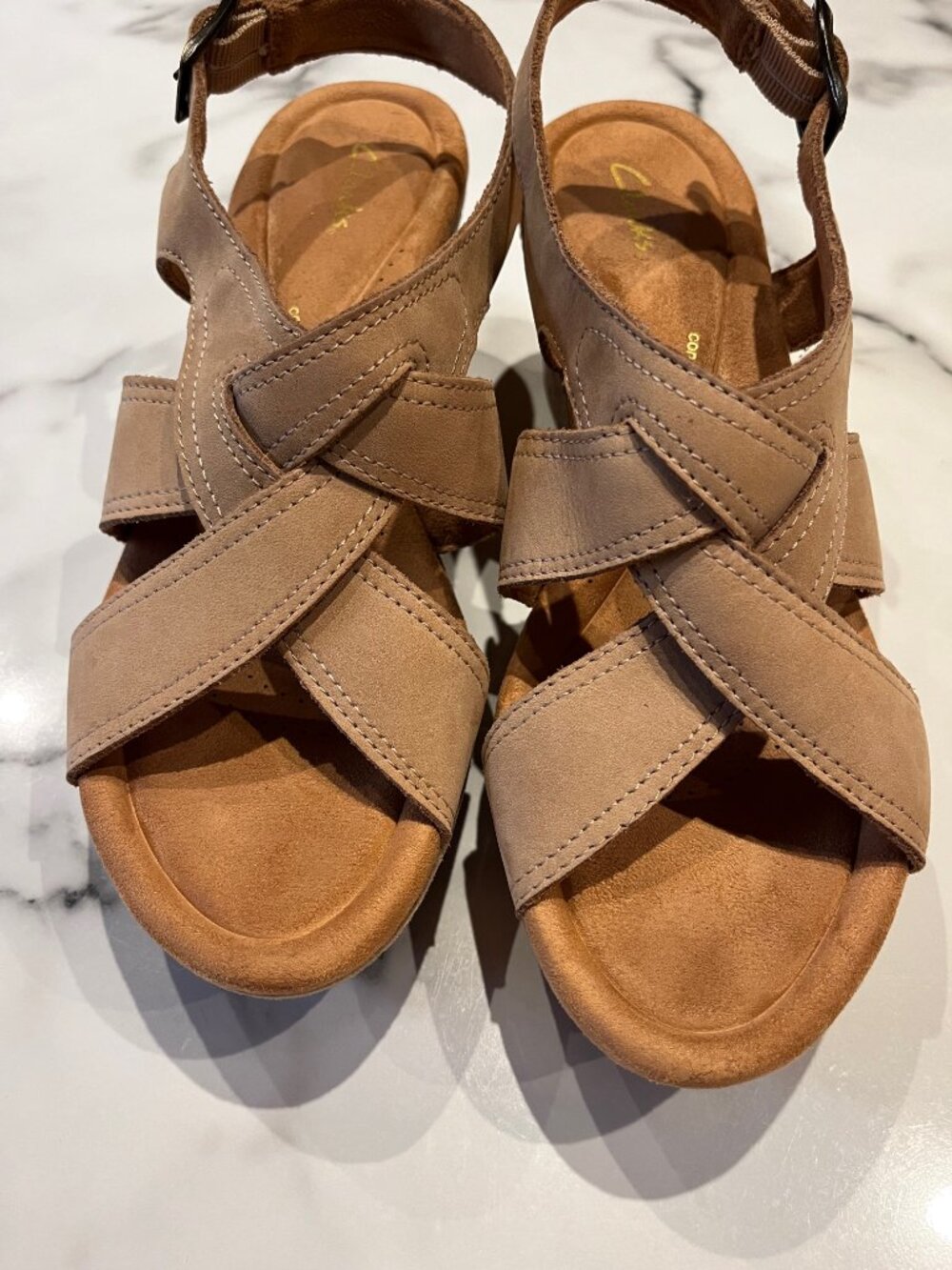 Clarks Elleri Rae Nougat Suede Cork Wedge Sandals Size 6 - Picture 10 of 11